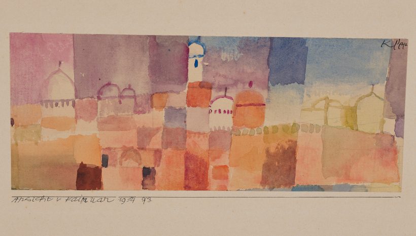 Aquarell eines stilisierten Stadtbildes mit Kuppeln und kantigen Bauwerken, mit der Aufschrift Ansicht von Kairuan 1914 43.